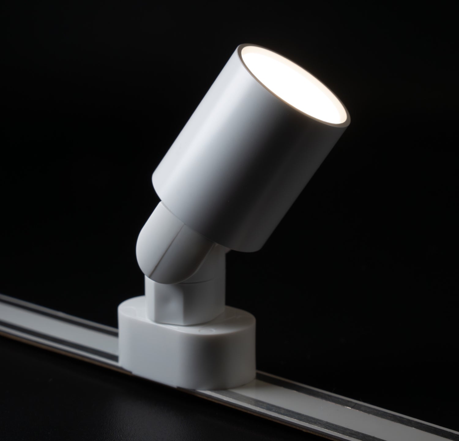 Spot Light White